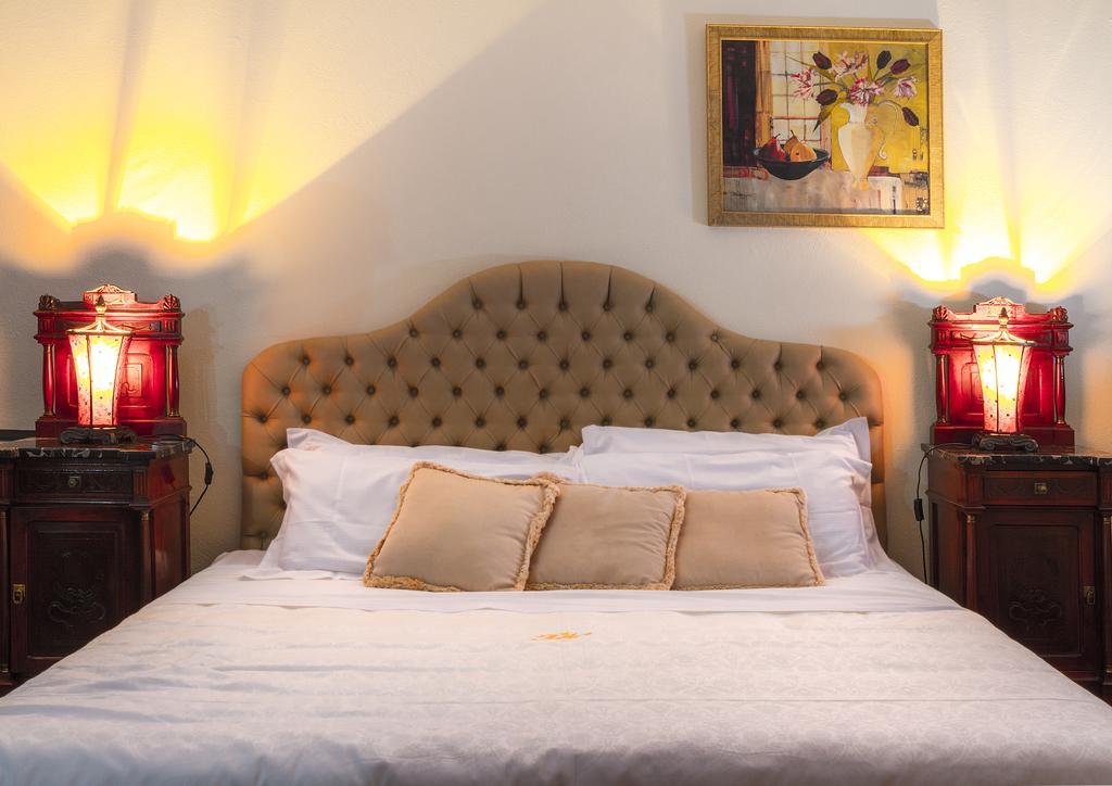 Dimora I Manichei Otel Monforte dʼAlba Dış mekan fotoğraf